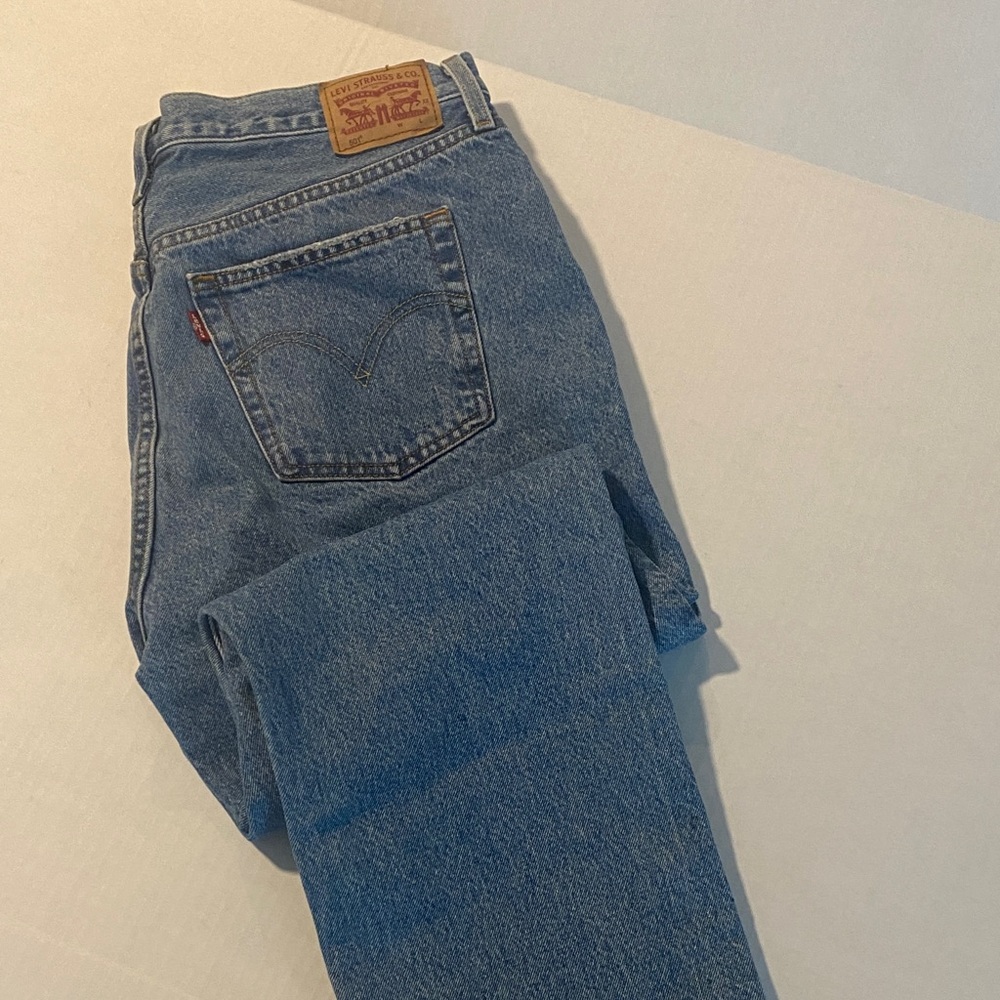 NEW- never worn Levi’s 501